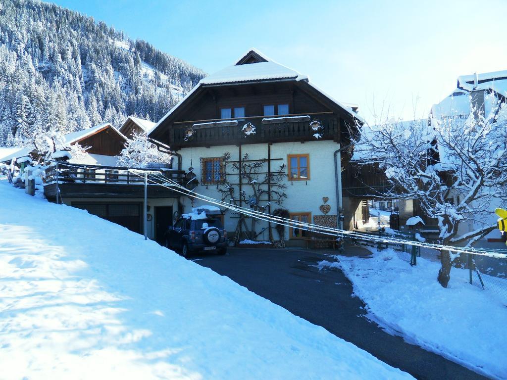 Appartement Haus Waldblick à Weissensee Extérieur photo