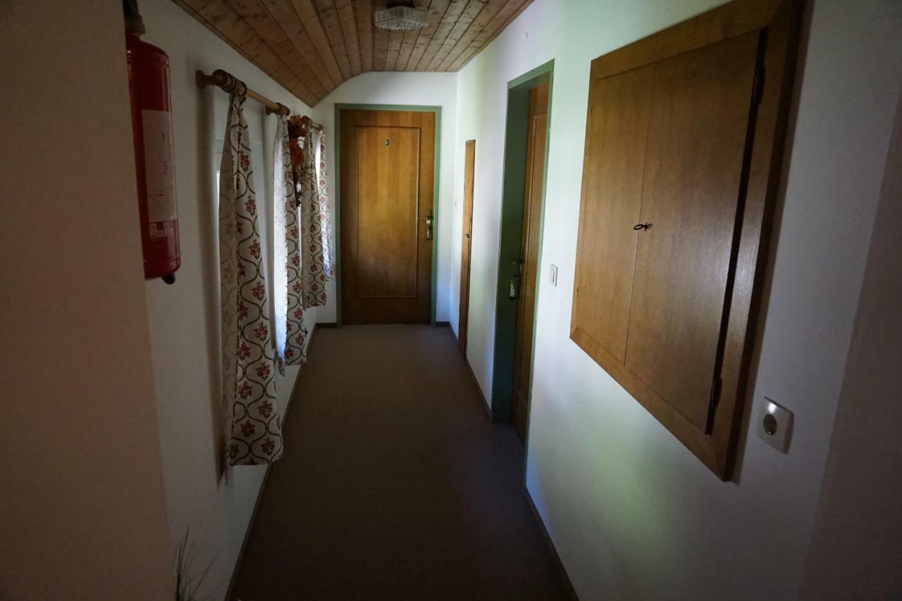 Appartement Haus Waldblick à Weissensee Extérieur photo