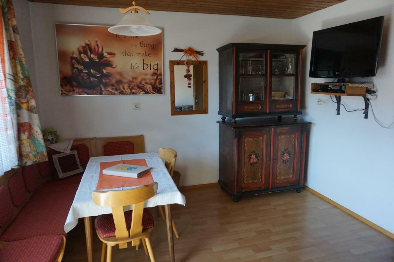 Appartement Haus Waldblick à Weissensee Extérieur photo