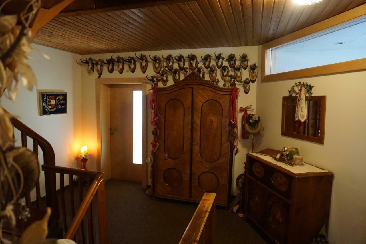 Appartement Haus Waldblick à Weissensee Extérieur photo