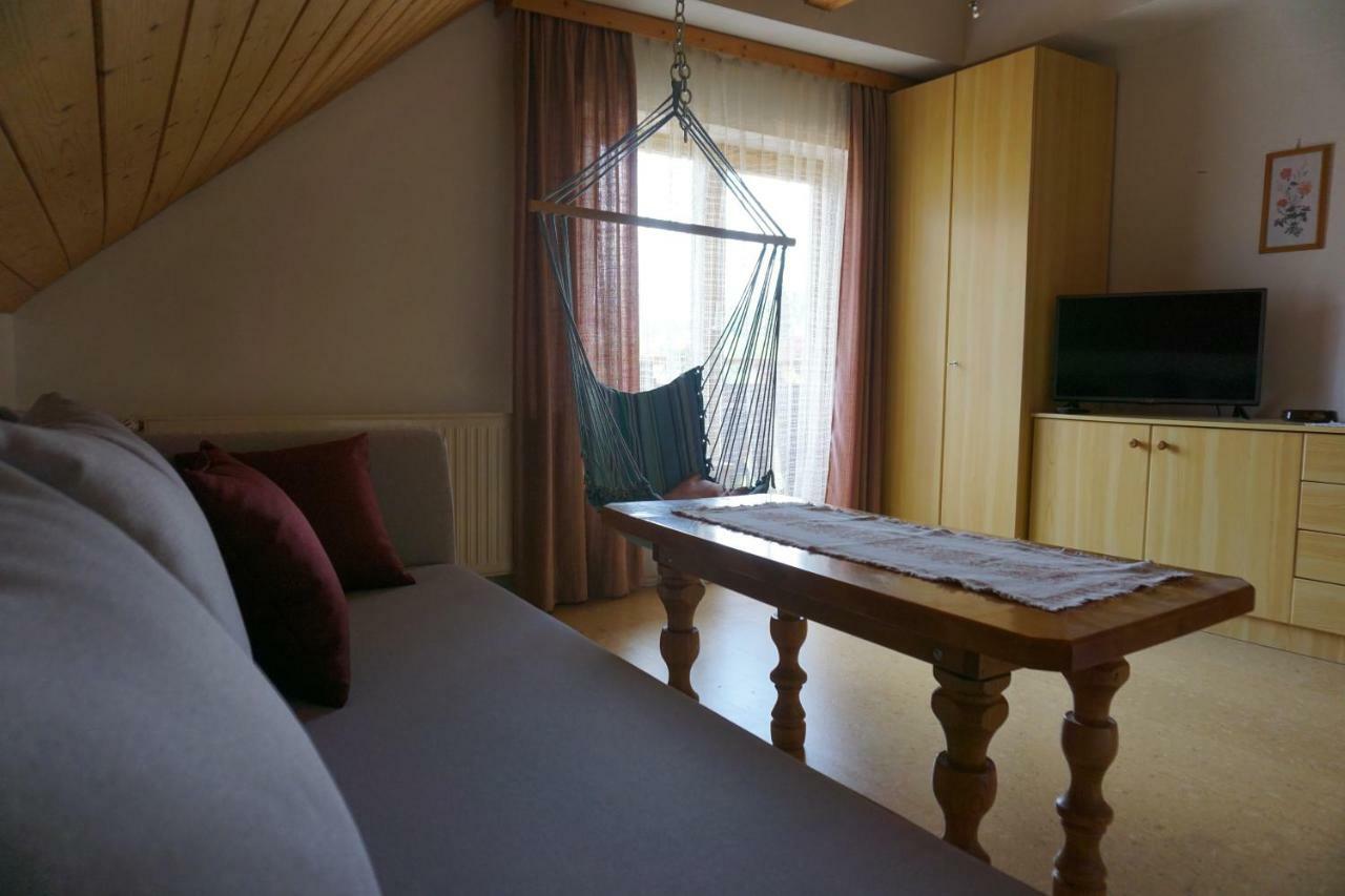 Appartement Haus Waldblick à Weissensee Extérieur photo