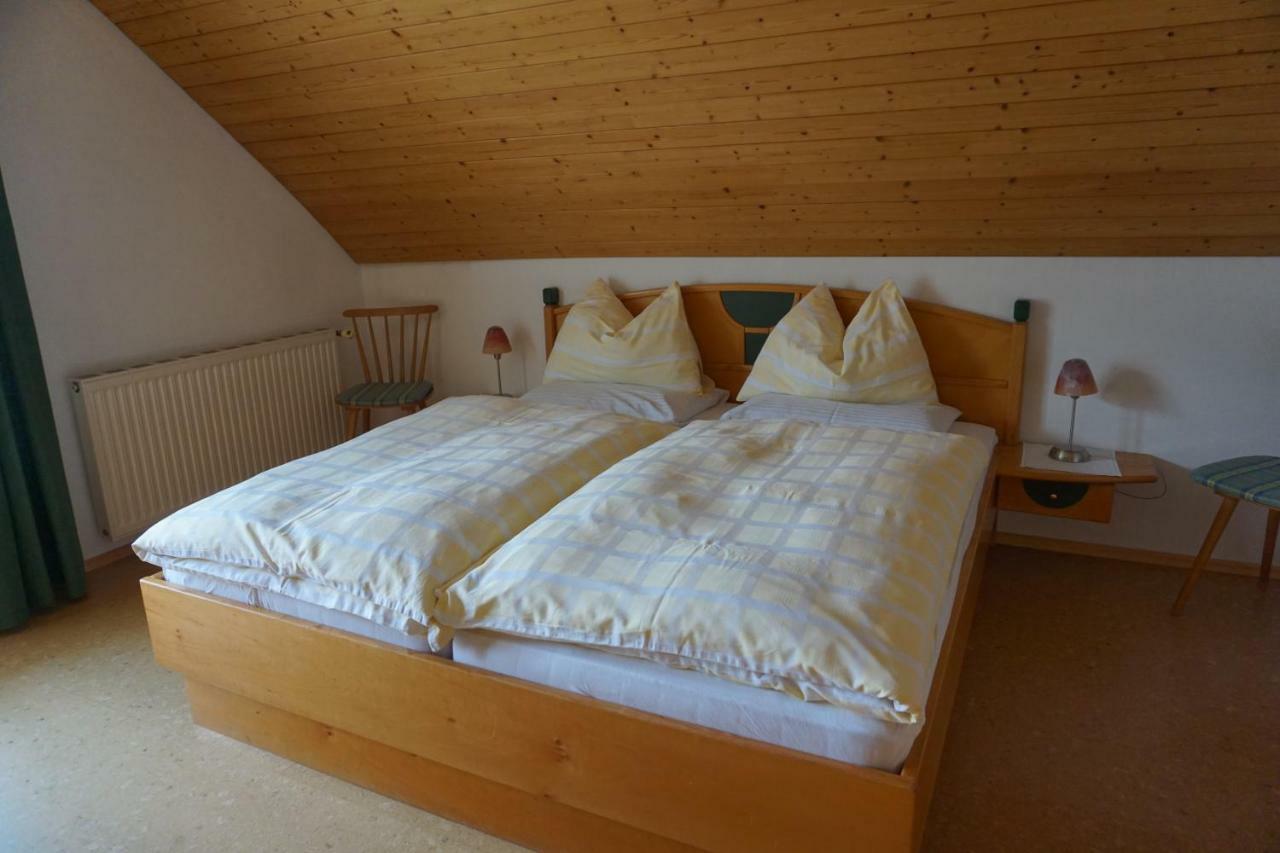 Appartement Haus Waldblick à Weissensee Extérieur photo