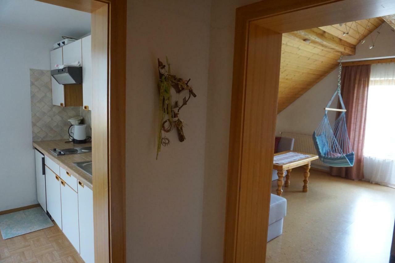Appartement Haus Waldblick à Weissensee Extérieur photo