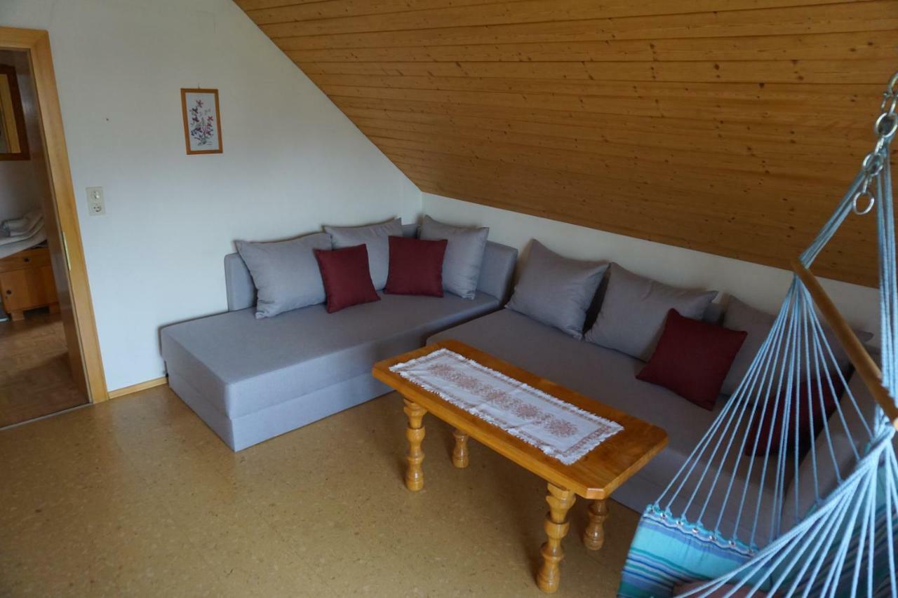 Appartement Haus Waldblick à Weissensee Extérieur photo