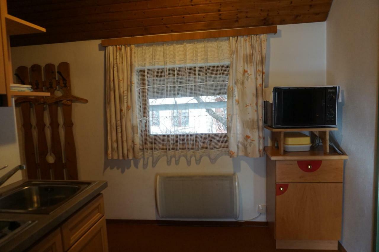 Appartement Haus Waldblick à Weissensee Extérieur photo