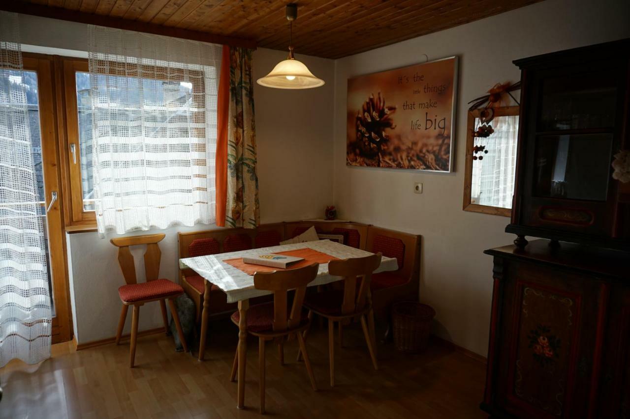 Appartement Haus Waldblick à Weissensee Extérieur photo