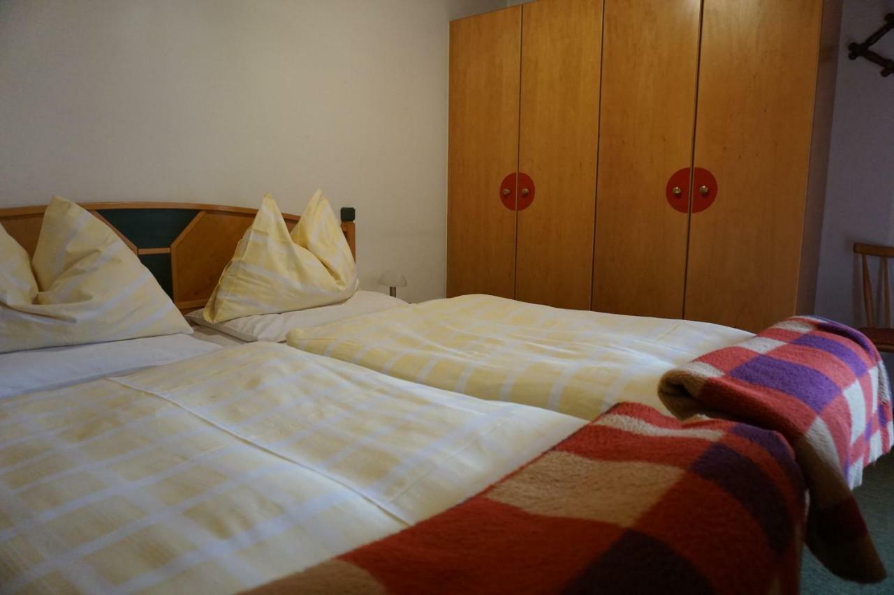 Appartement Haus Waldblick à Weissensee Extérieur photo